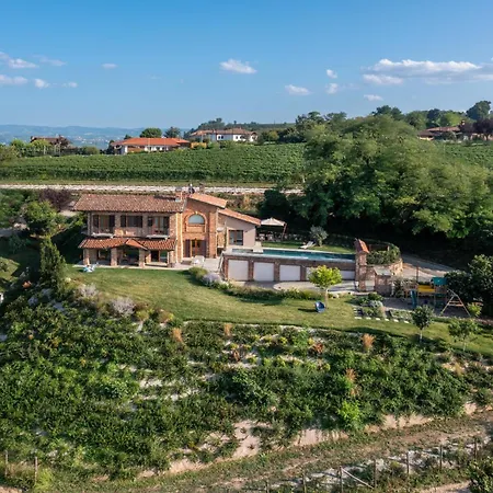 Domus In Cauda - Pool Langhe View - Free Parking & Wi-fi * Verduno