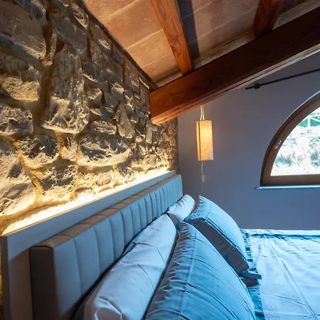 Domus In Cauda - Pool Langhe View - Free Parking & Wi-fi Appartamento Verduno