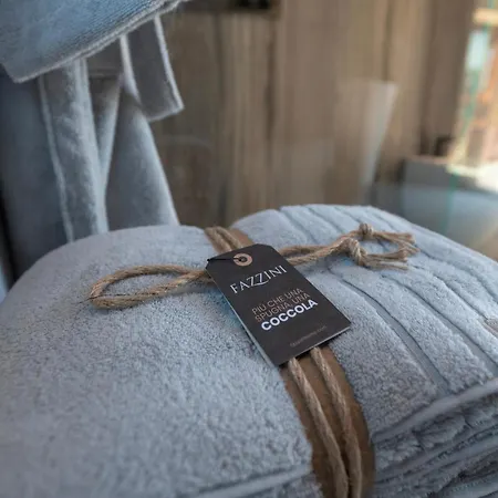 Domus In Cauda - Pool Langhe View - Free Parking & Wi-fi