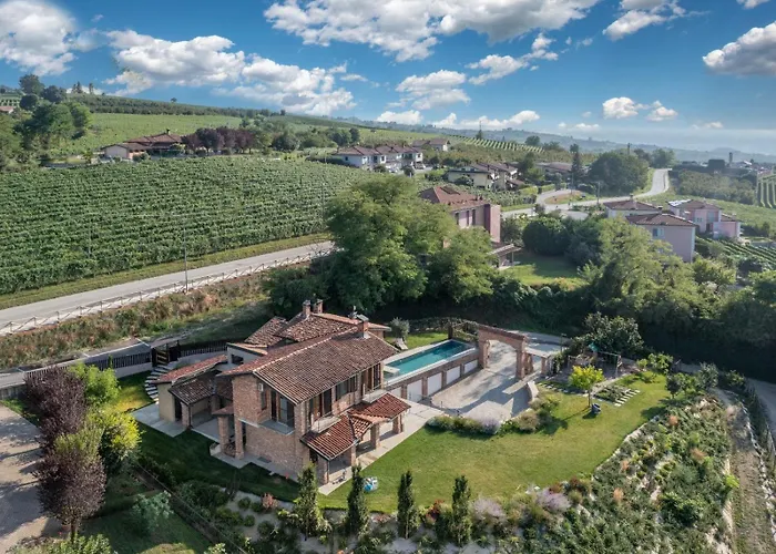 Appartement Domus In Cauda - Pool Langhe View - Free Parking & Wi-fi *